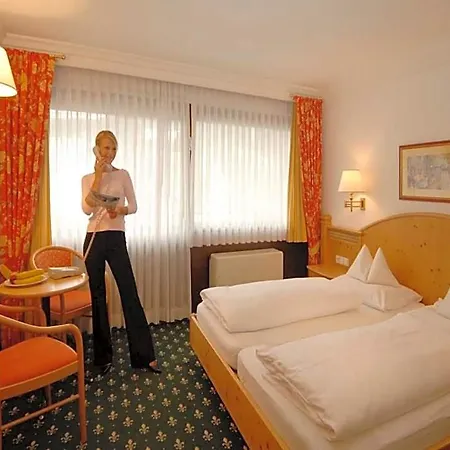 فندق Hanneshof Inklusive Sommercard 4*